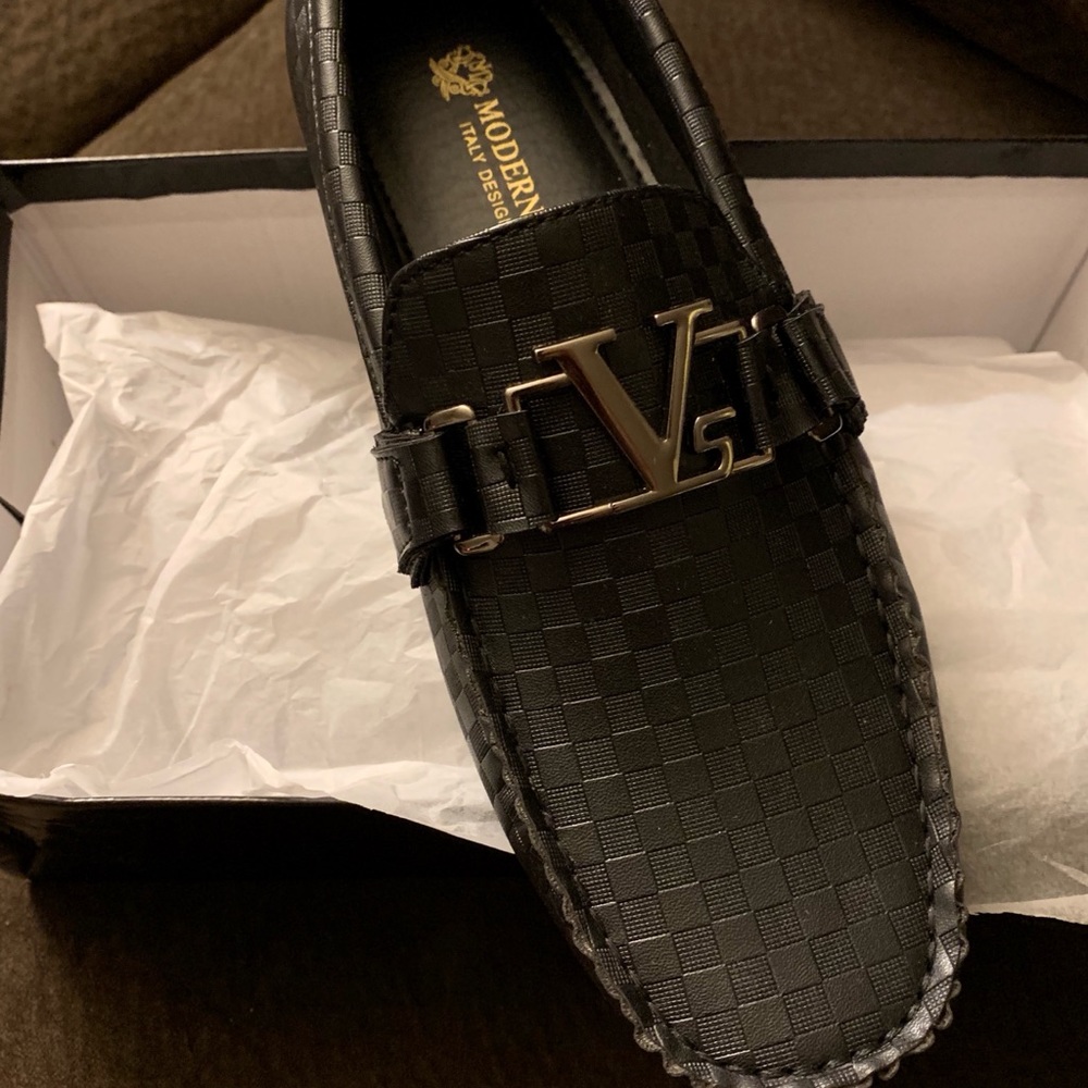 Mens shoes